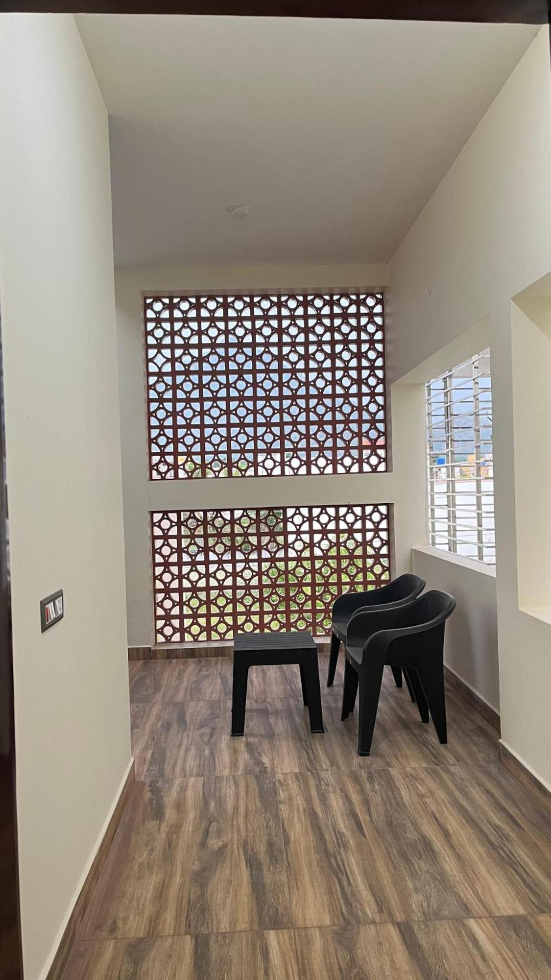 Guru Home Stay Near Sri Ramanasramam Tiruvannamalai Luaran gambar